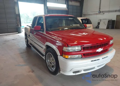 1999 Chevrolet Silverado 1500 Ls z USA, uszkodzony, nr VIN 2GCEC19T8X1260418